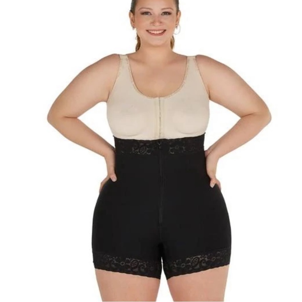 Shaping Shorts - Picture 4 of 13